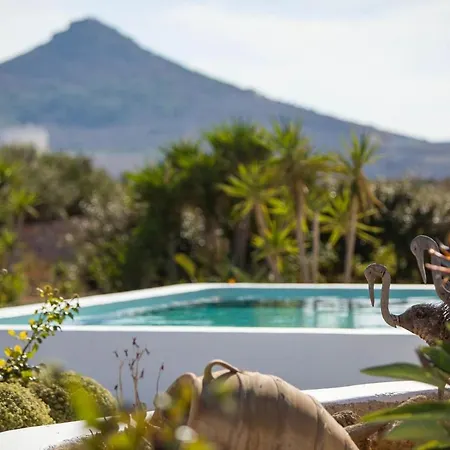 Villa Paros Sleeps 10 Pool T714101 *