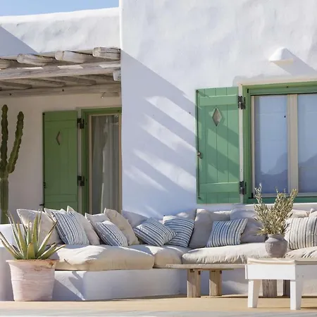Paros Sleeps 10 Pool T714101 Páros
